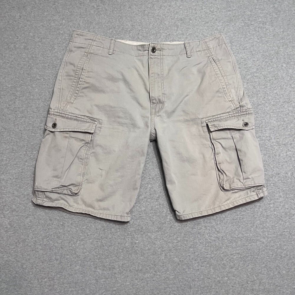 Levis‎ Shorts Mens 36 Gray Cargo 10" Inseam Carrier Cargo Relaxed Twill Outdoor